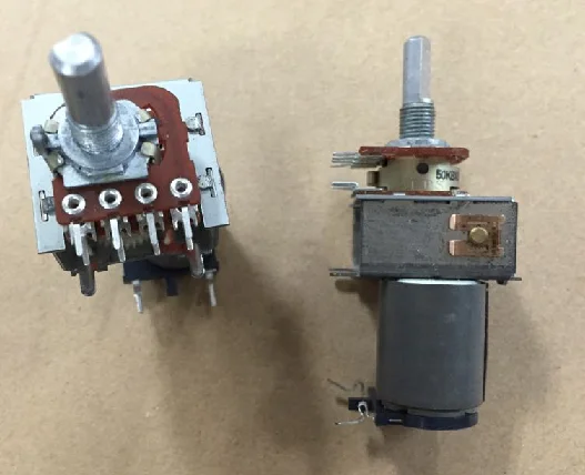 Taiwan FD148 motor potentiometer 50KB * 2 axis length 20MM 8-pin