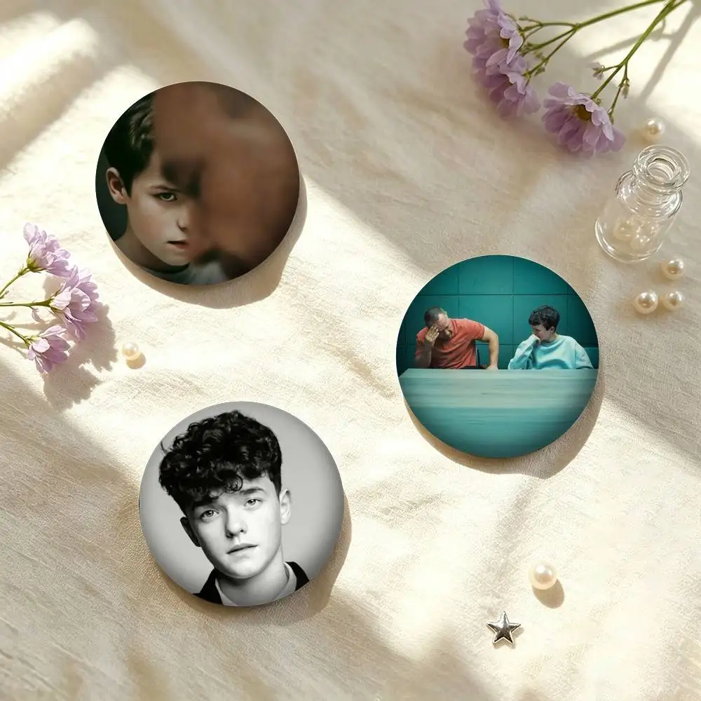 D-Drama Adolescence Owen Cooper   25mm 32mm 44mm 58mm 75mm Brooches Badges Pins for Accessories Gift