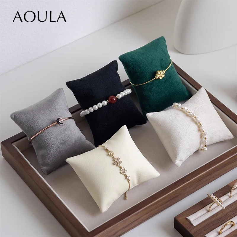 

Elegant Watch Bracelet Pillow Jewelry Display Stand Cushion for Case Show Bangle Present Storage Retail Anklet Holder Organizer