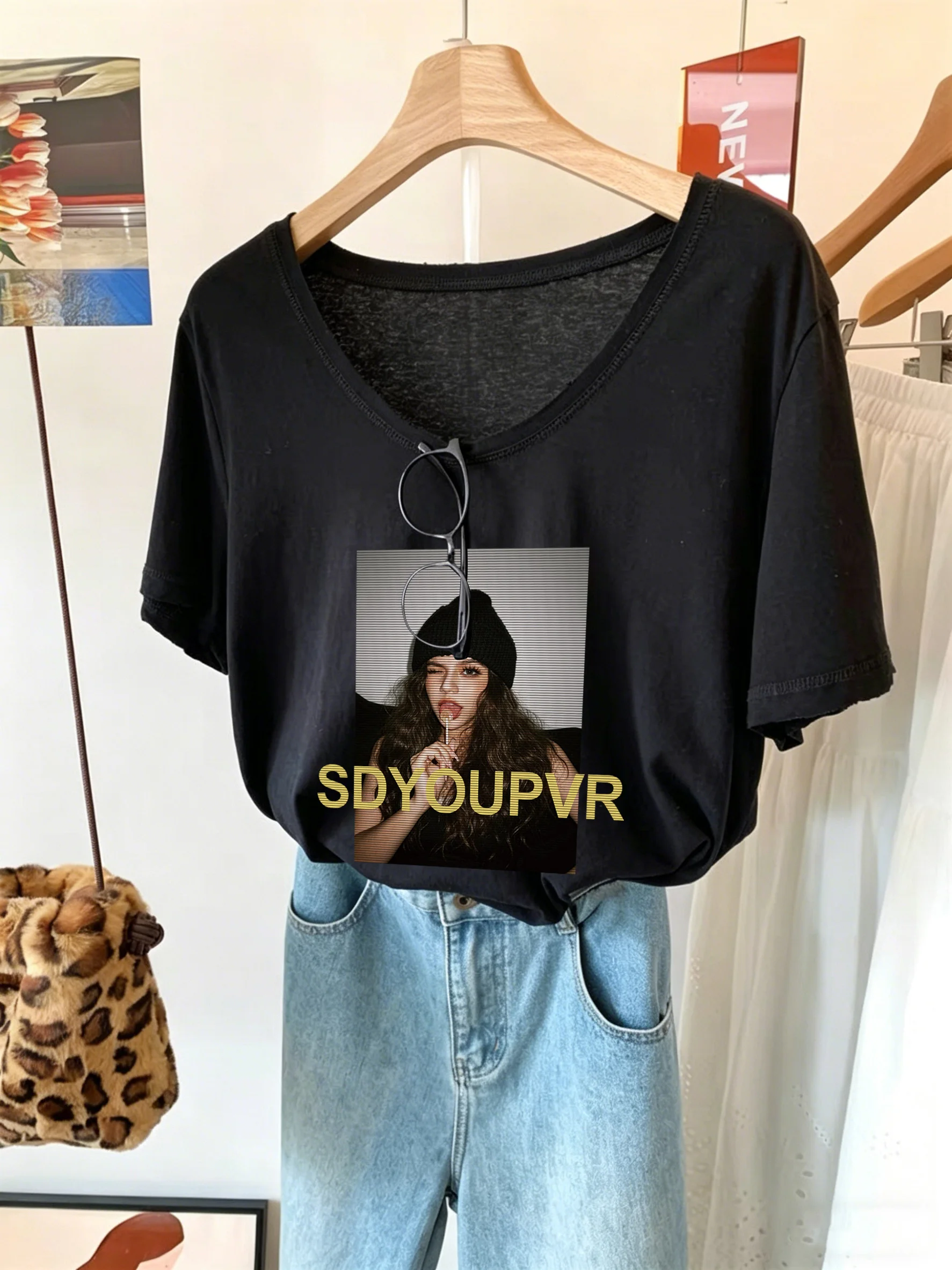 Summer Soft Comfortable Short Sleeve T-Shirt Women's U-Neck Vintage R Pale Feelings Egg Shape Mask Versatile Slimming Top