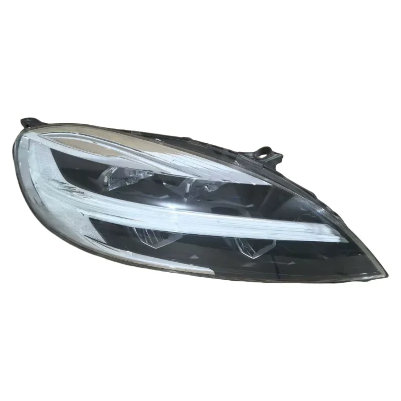 For Volvo 17-19 V40 LED Headlights Car Headlight for Optimal Visibility and Style
