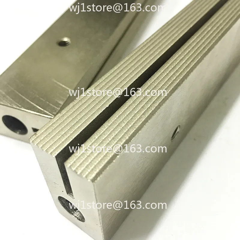 Horizontal Sealing Mold Assembly for Vertical Packager, with Copper Heating Block & Straight/Mesh Pattern