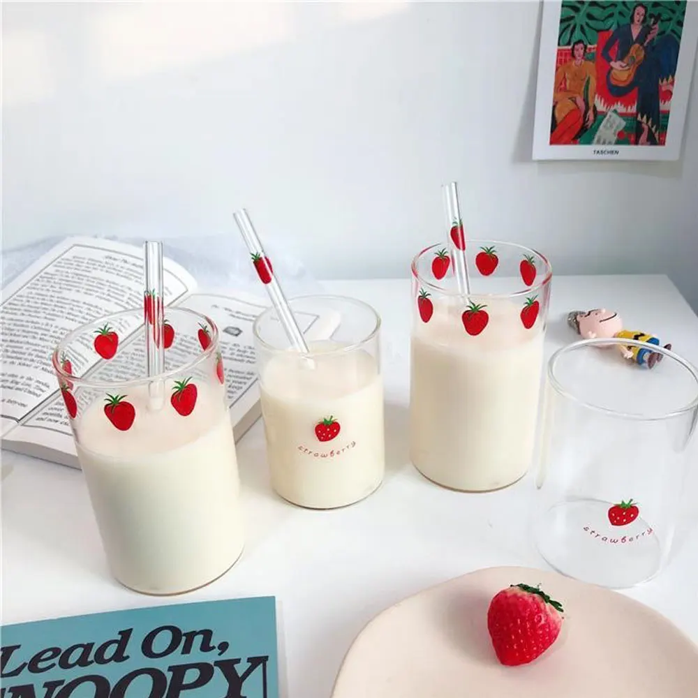 300ml Strawberry Cute Glass Cup With Straw Creative Transparent Water Cup Student Milk Heat Resistant Glass Nana