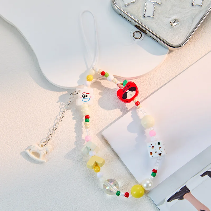 

Корейский милый бисерный ремешок-цепочка для телефона iPhone 16, аксессуар, шнурок-антипотеряшка, подвеска, ремешок для телефона в стиле Y2K для девочек