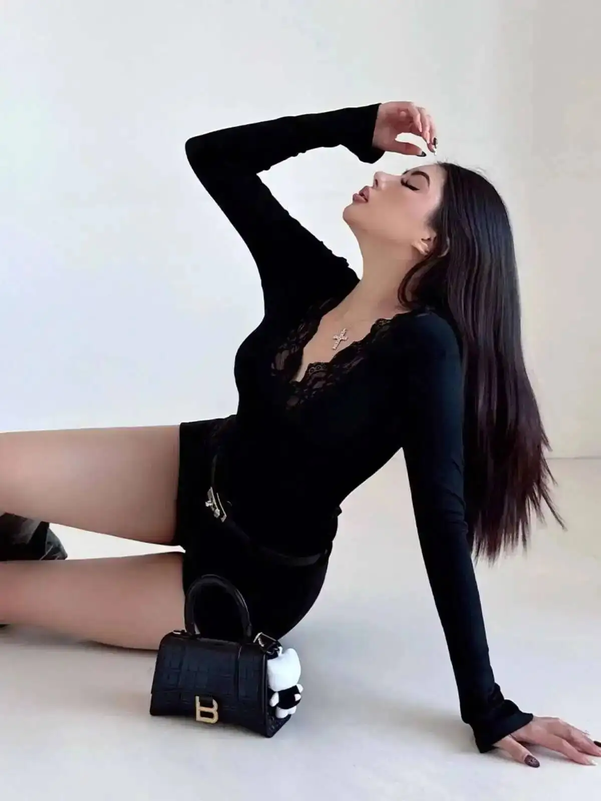 가을 겨울을위한 섹시한 레이스 패치 워크 v 넥 탑 숙녀 플레어 슬리브 투명 긴 소매 여성 티셔츠 스위트 티셔츠 S3AU