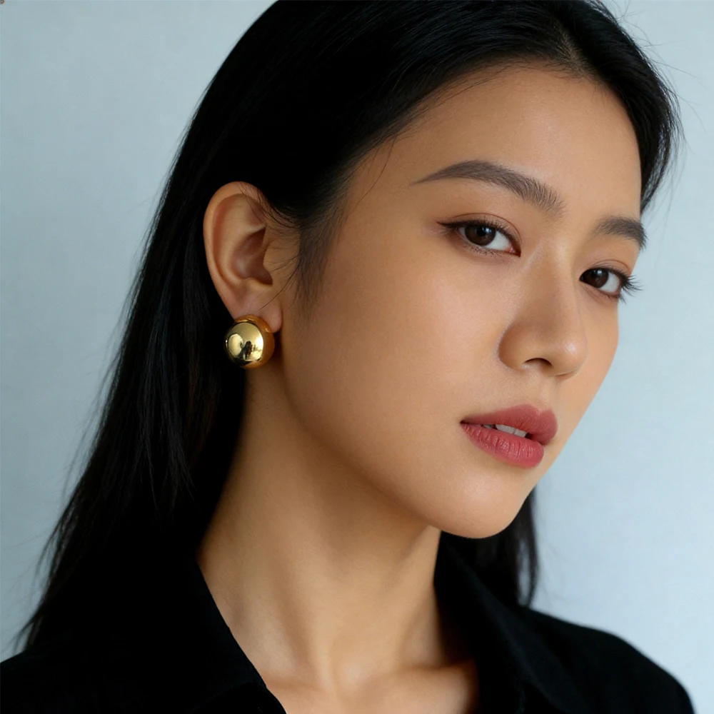 High Gloss C Shape Round Ball Hoop Earrings Minimalist Fashion Statement Earrings for Women Trendy Light Luxury Jewelry Gift