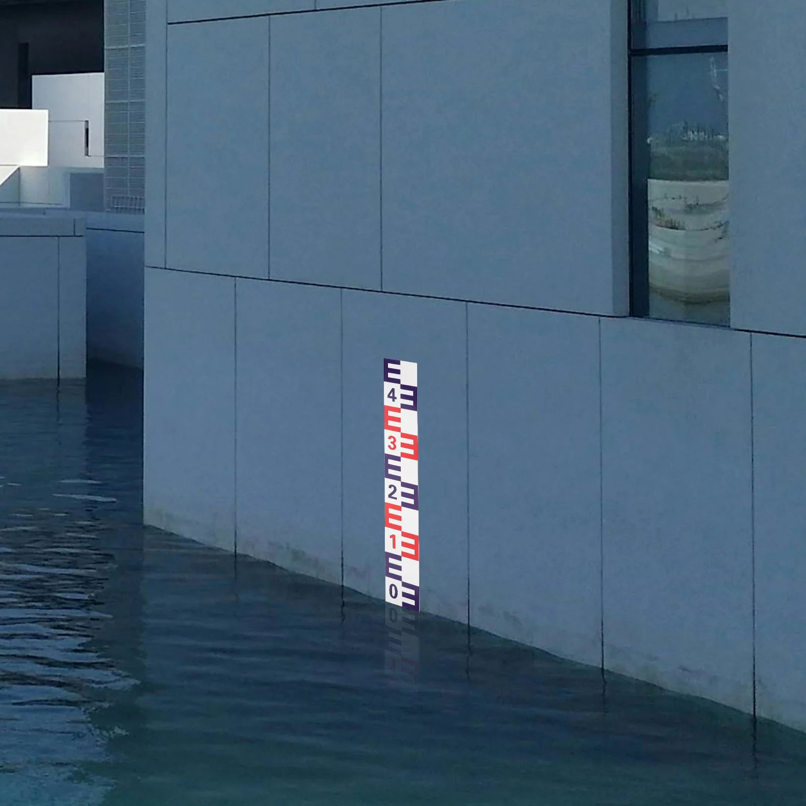 

Aluminum Water Level Ruler 10x50cm Red Blue Reflective Anti Corrosion Self Adhesive Gauge for Pool Pond Measuring Tool