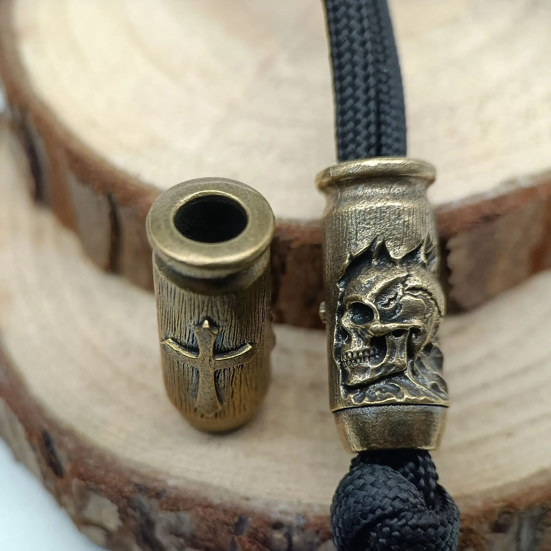 1PC Brass Skull Cross Bullet Knife Beads EDC Outdoor Gadgets Paracord Beads Flashlight Pendant Key Pendant DIY Beads