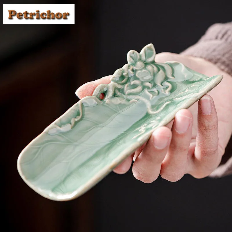 Hand Carved Yue Kiln Celadon Lotus Tea Scoop Aesthetic Shovel Household Awakening Tea Ladle Flower Tea Tea Services Ornaments