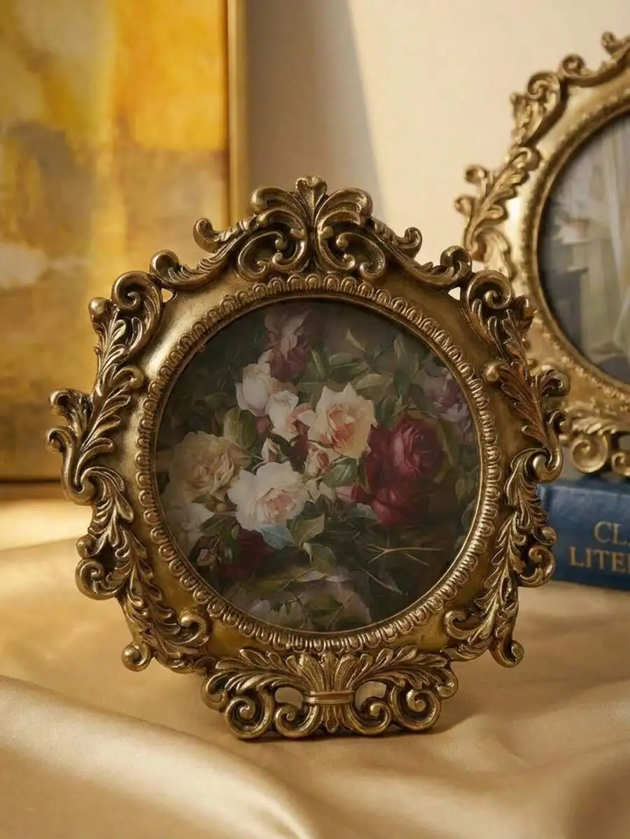 1pc Round Gold Frames In A Retro Baroque Style, Featuring A Ornate Engraved Design. It Can Be Installed On Both The Tabletop