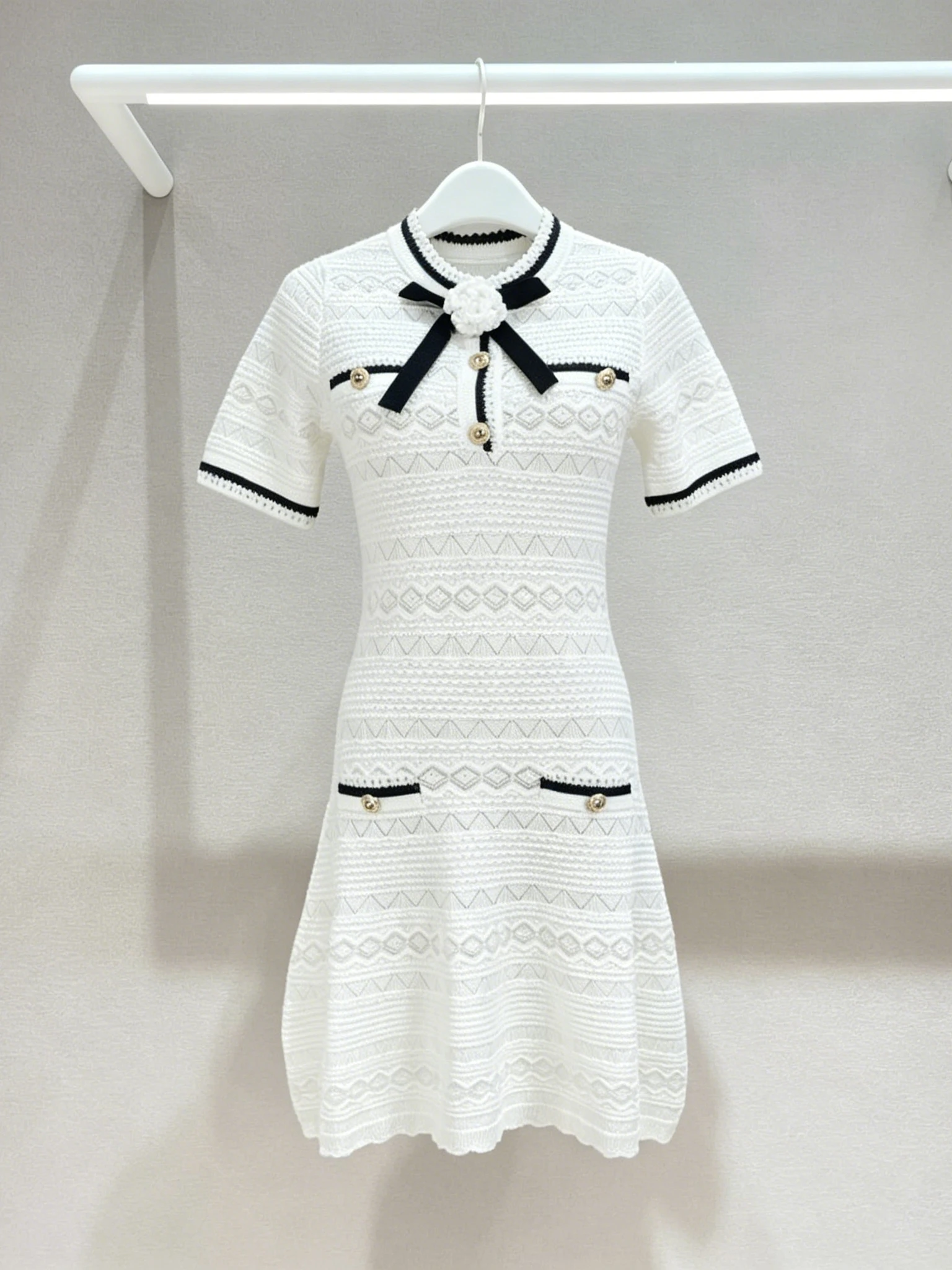 Elegant Knitted Dress for Women Summer High Waist A-Line Skirt  Sensation Short Sleeve round Neckline Perfect for Da...