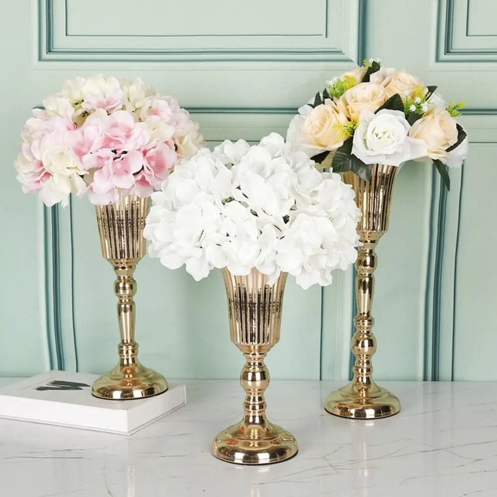

European Style Wrought Iron Gold Iron Vase FIower Art Anti-fall Wedding Photo Props Golden Simulated Flower Holders Table Decor