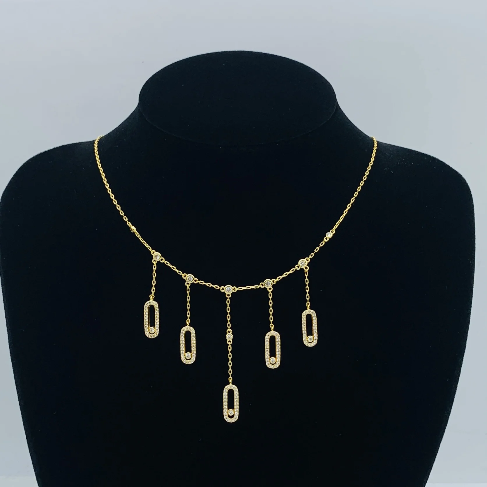 GUIG - High-end exquisite diamond pendant necklace, with various styles to choose from