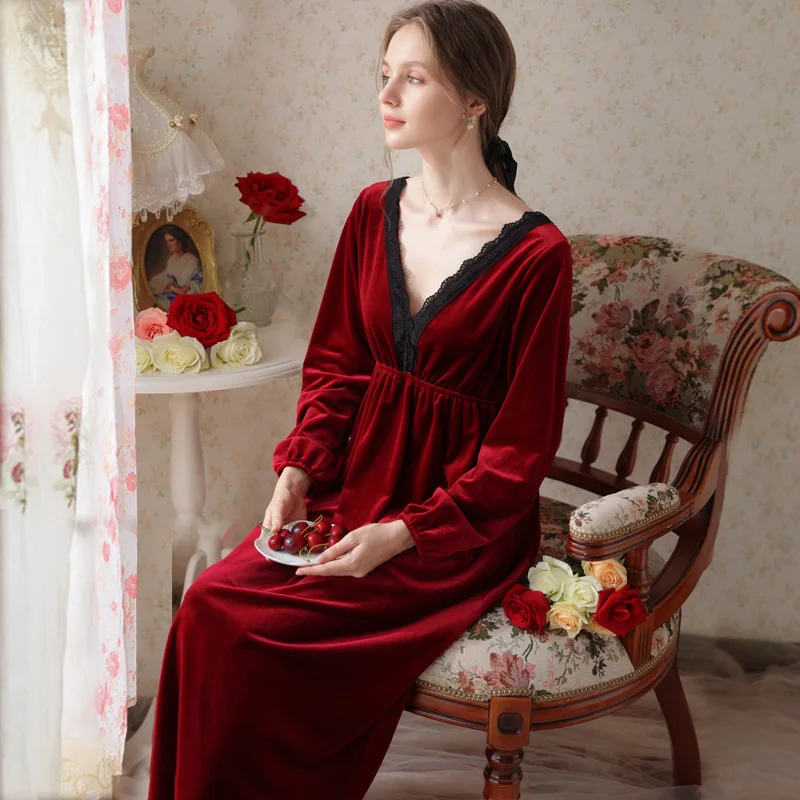 V Neck Lace Golden Velvet Nightwear Sleep Dress Women Long Sleeves Loose Nightgown Backless Home Dress Sexy Home Clothes