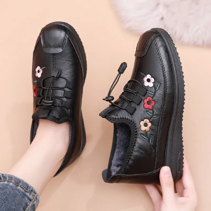 Flowers Fur Moccasins Women Sport Sneaker for Elderly Female Soft Warm Comfortable Elastic Band Loafers Zapatos Mujer Chaussures