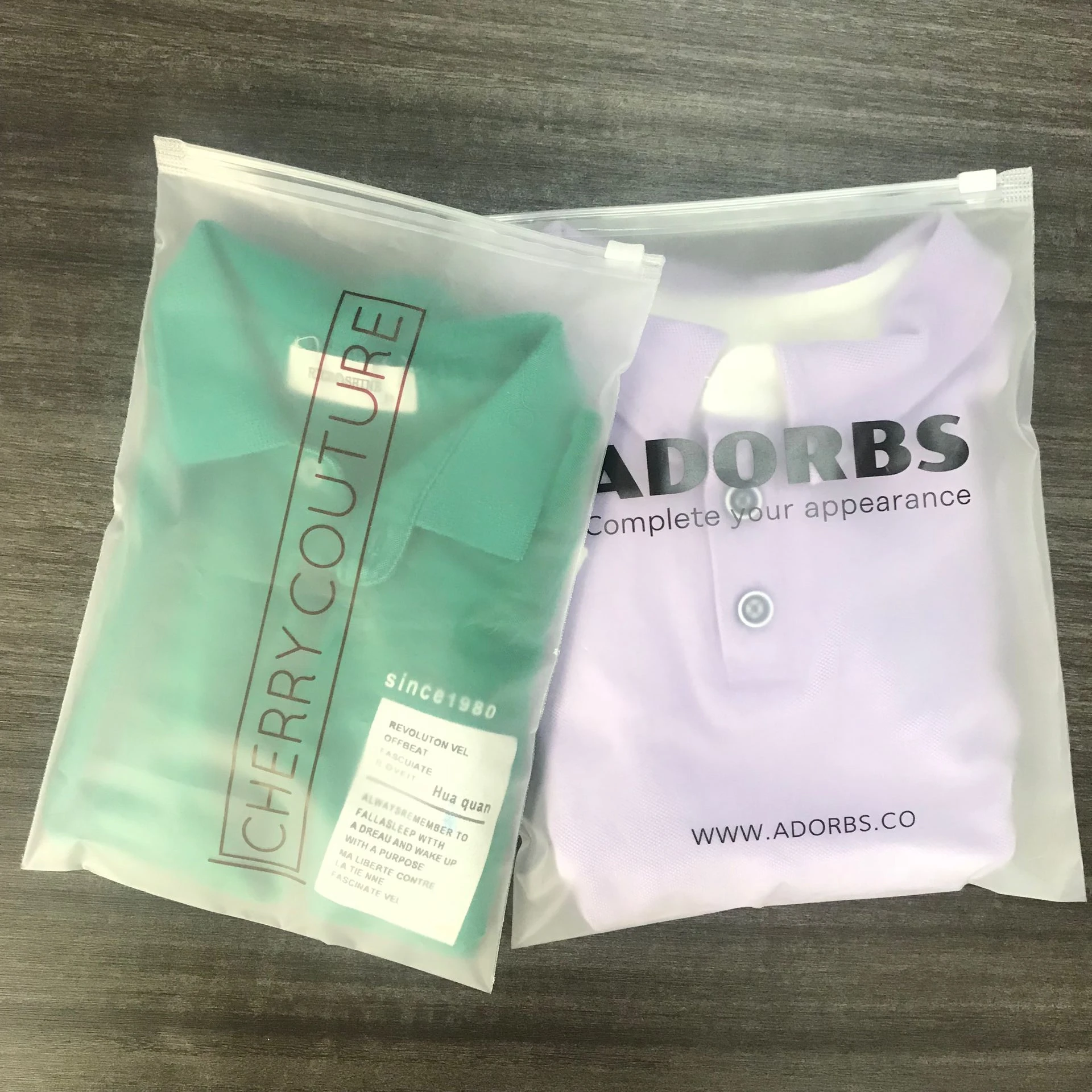 Hot Selling Eco Friendly Zipper Resealable Clothes Packaging Frosted Plastic Ziplock Bag Customization Logo and Priting