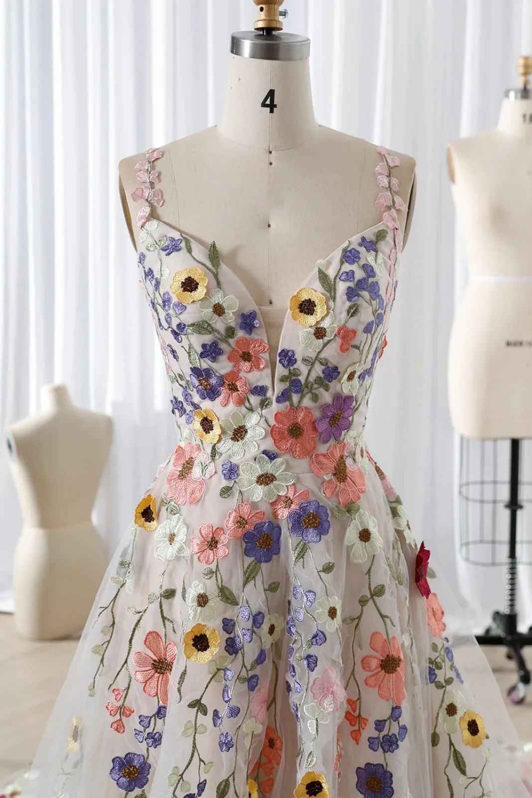 3d flor applique vestido de casamento renda bordado tule vestido de noiva sem alças inchado vestido de baile uma linha praia vestidos de noiva