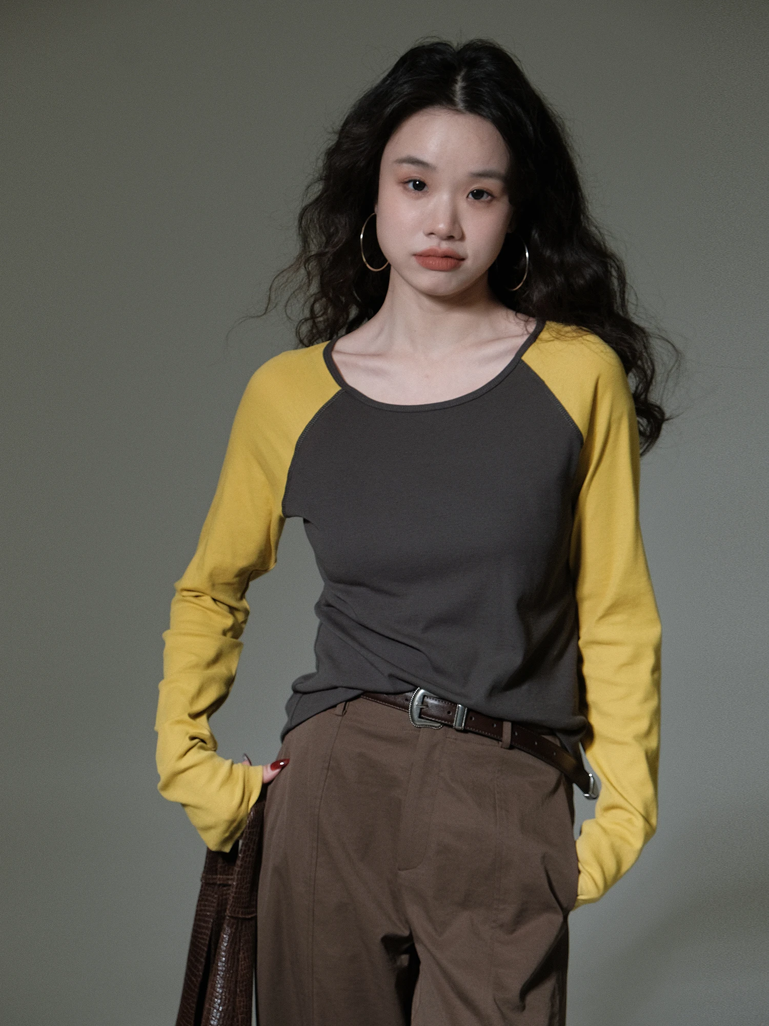 

New Ivy Yang round Neck Pure Cotton Long Sleeve Insert Shoulder Color Block Casual Loose Fit Women's T-Shirt Spring 2026