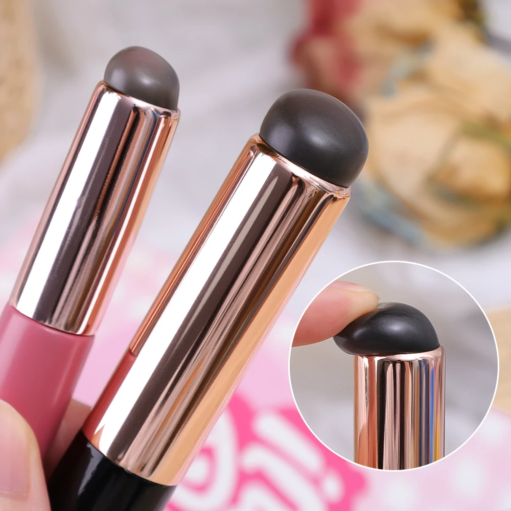 Pinceau de maquillage en silicone Jules, outil anti-cernes arrondi incliné, portable, tête ronde comme le bout des doigts, pinceaux souples pour rouge à lèvres, outils de maquillage