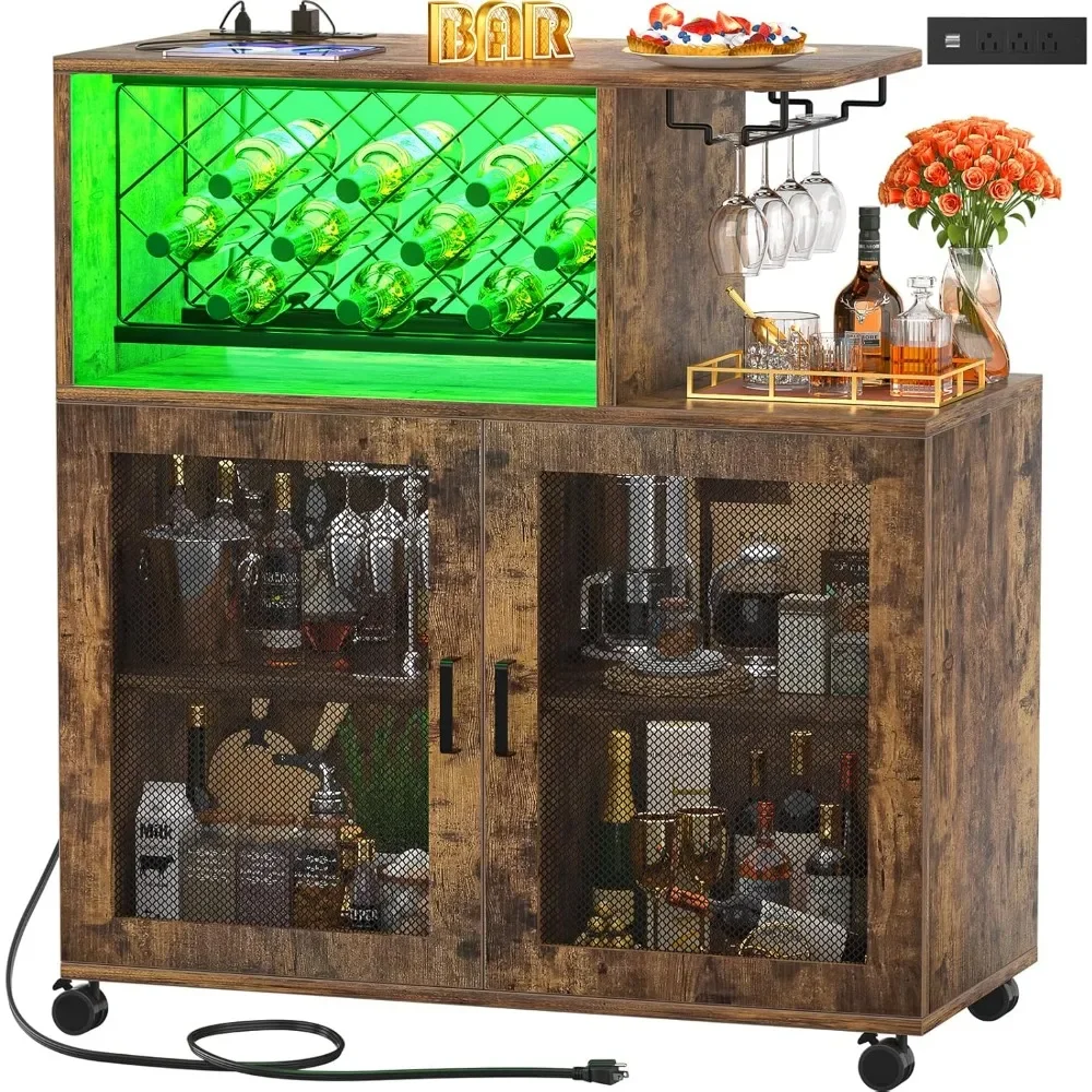 Wine Bar Cabinet com Rodas, Pequeno armário de bebidas com luz LED, Home Bar Cart com Power Outlets, Coffee Bar com Wine Rack