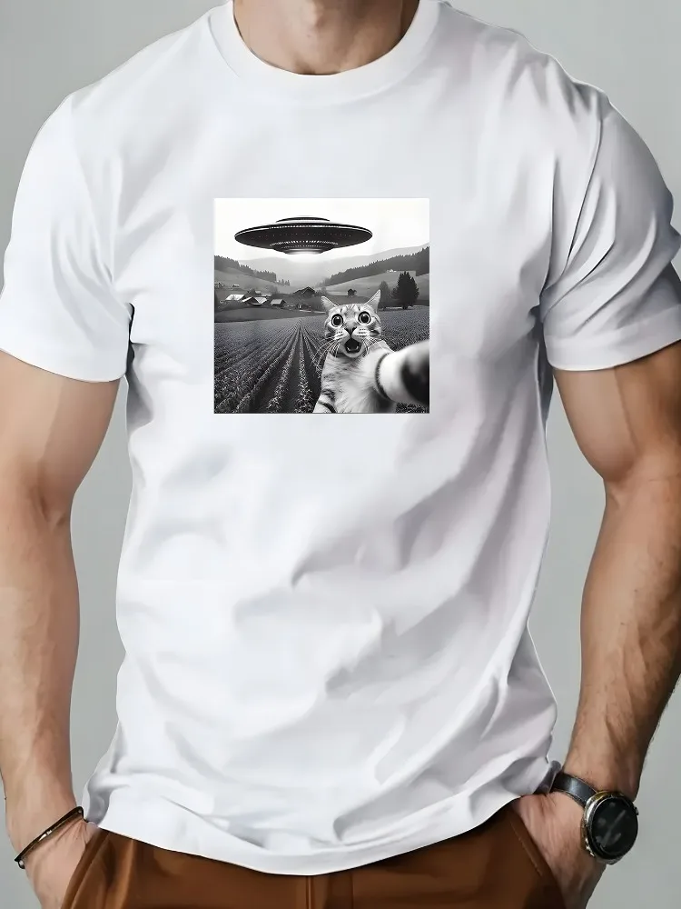 Mens Light Cotton Tee Vintage Black White Cat Selfie UFO Alien Graphic Funny Sci Fi Casual Male Short Sleeve Daily Street Top