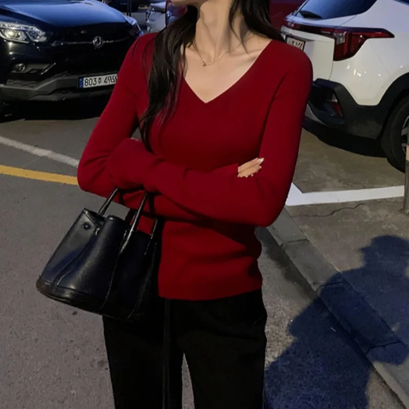 セーター黒長袖ニットセーター女性プルオーバー新しい V ネックスリムニットセータープルオーバー女性トップス女性服 Q2075