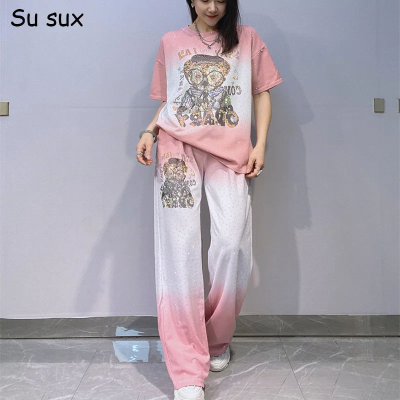 

Комплект из 2 предметов: футболка с коротким рукавом и брюки с принтом «Мультяшный медведь» в стиле тай-дай, женский летний костюм 2026 года, японская и корейская мода, оверсайз, спортивный костюм