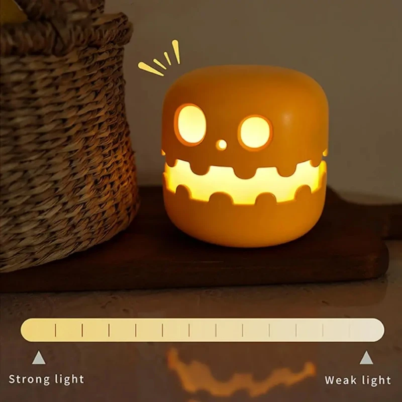 Spooky Halloween Pumpkin Night Light Jack-o'-Lantern Halloween Decorations LED Pumpkin Light Suitable for Porch Parties