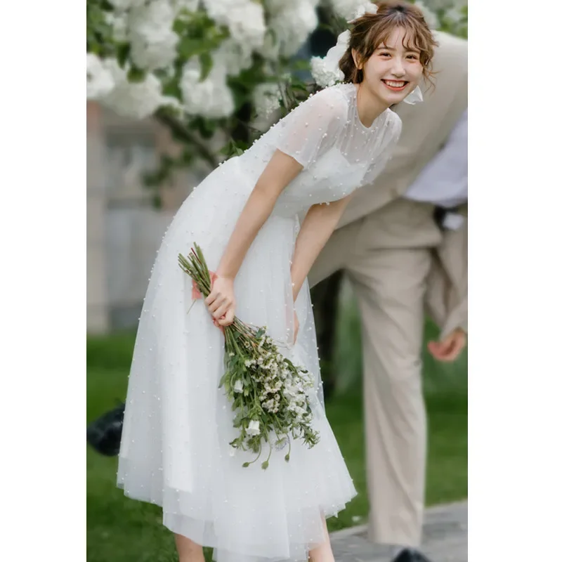 Vestidos de novia cortos para mujer, elegante vestido blanco con cuello Halter, vestido de novia sencillo y ligero con cuentas, vestido de novia de playa