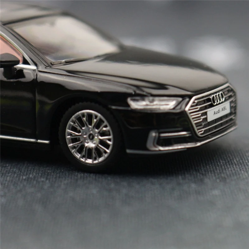 AUDI A8 Horch A7 modelo de coche de aleación, vehículo de Metal fundido a presión, modelo de coche de alta simulación, Colección a escala en