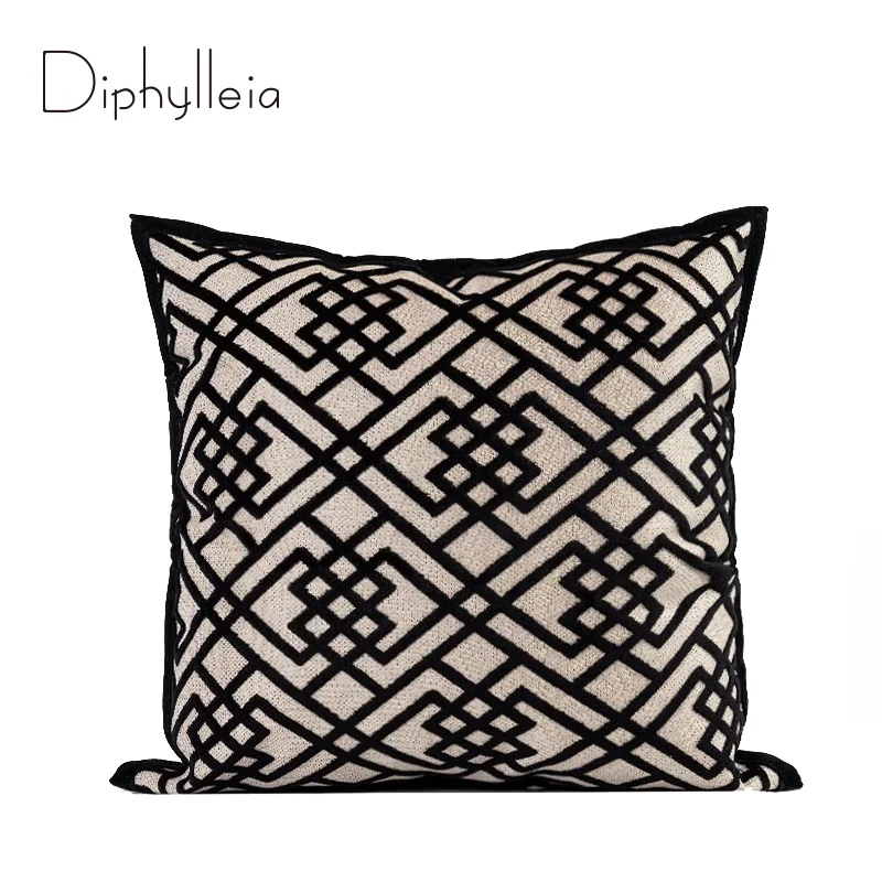 Diphylleia Italian Retro Nouveau Throw Pillow Covers Luxury 3D Prisms Geometry Jacquard Cushion Case For Sofa Living Room Couch