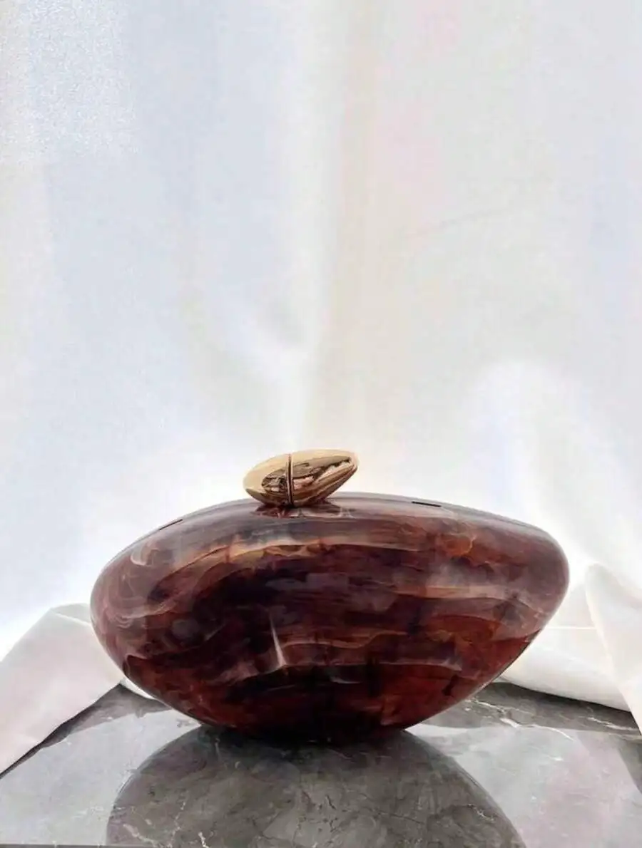 

Elegant Brown Marble Effect Oval Clutch With Gold Tone Closure For Evening Wedding Party Prom Events
