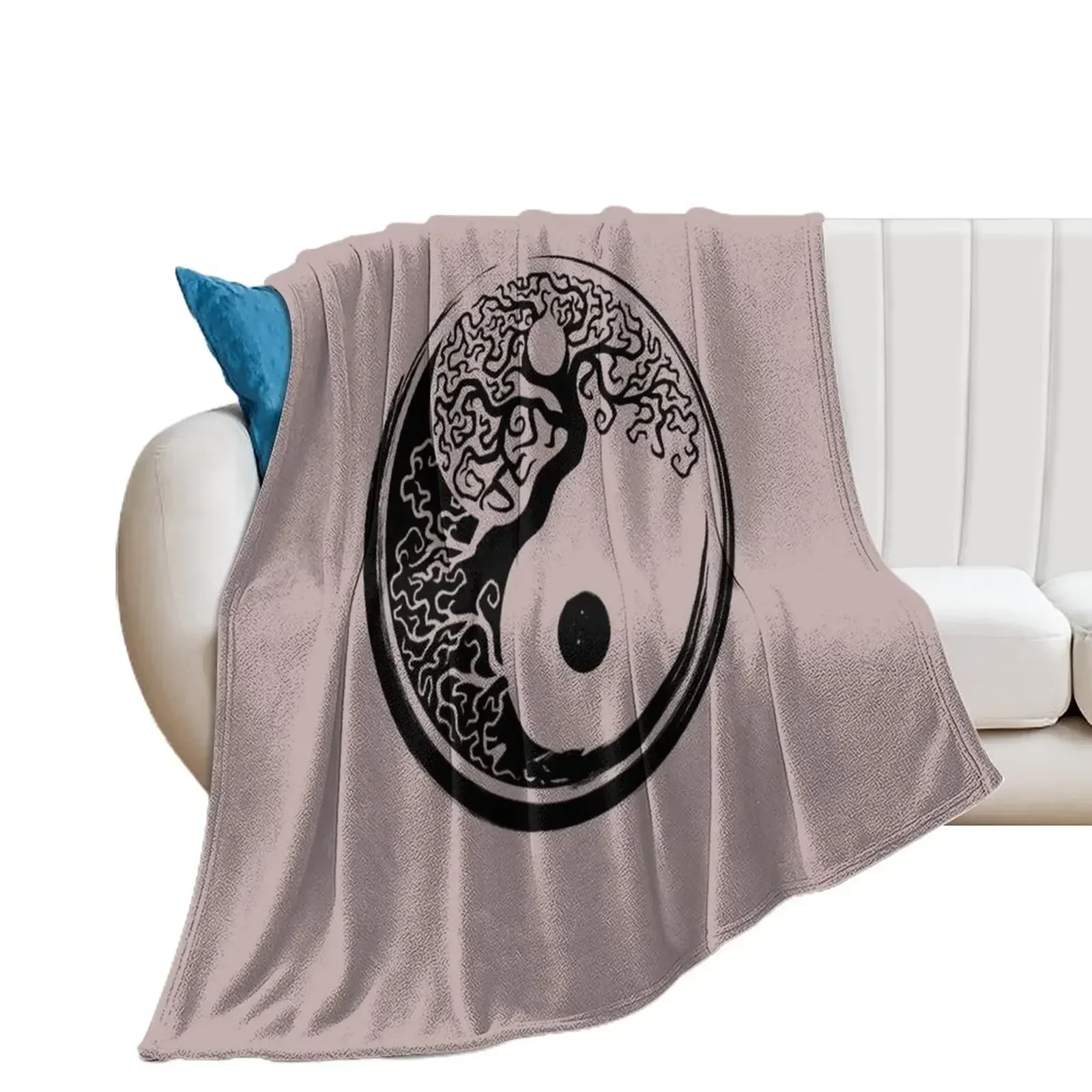 

Yin Yang White and Black Bonsai Tree Symbol Throw Blanket Camping Single Hairys Fashion Sofas Blankets