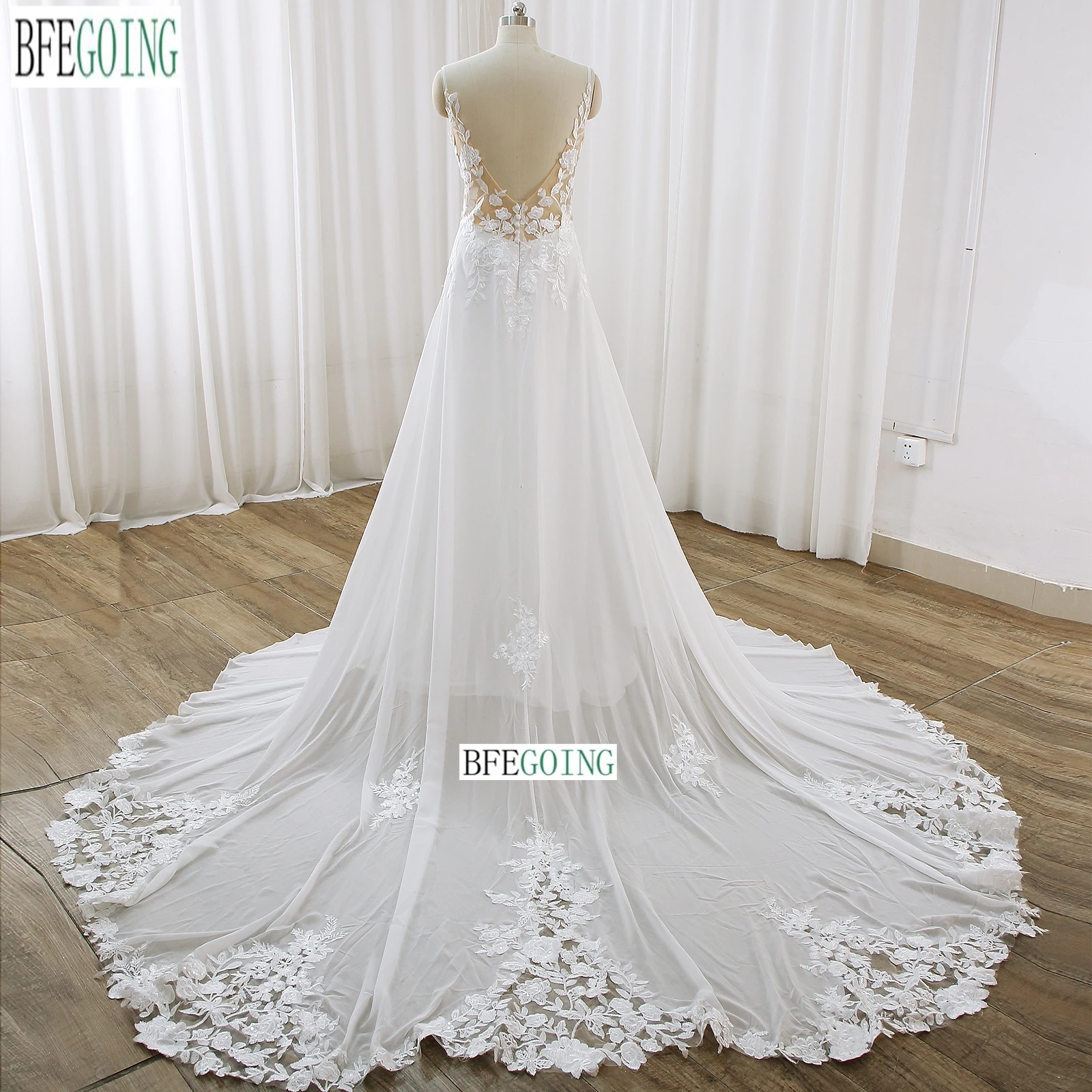 Robe de mariée en mousseline de soie A-ligne, robes de patients, appliques de dentelle au sol, col en V, bretelles spaghetti, tout train de chapelle, sur mesure