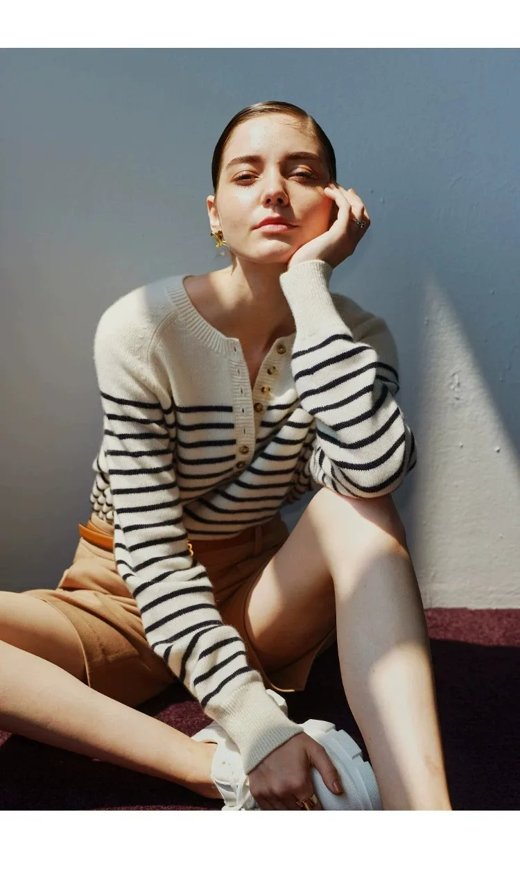 French crew-neck sweater Women's half-open neck breasted horizontal striped long sleeve pullover cashmere sweater loose knit top