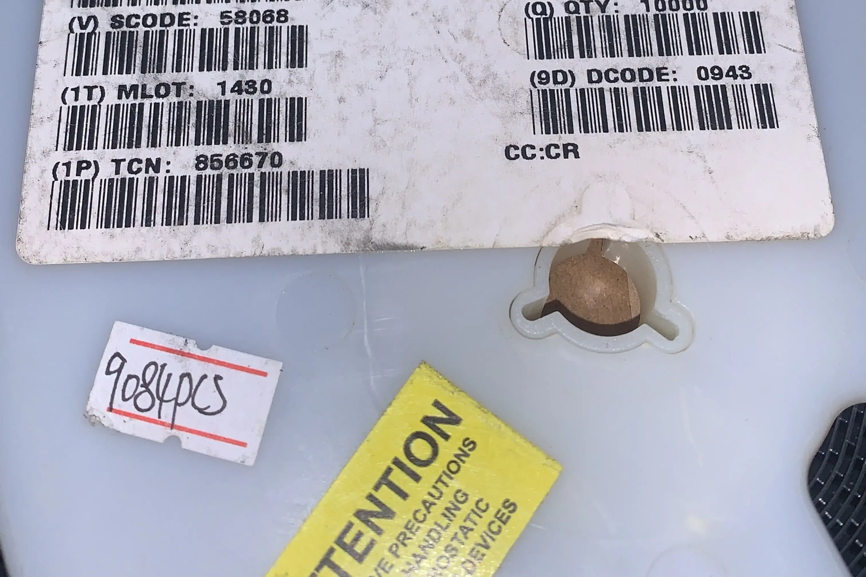 

10pcs 856670 09+ QFN