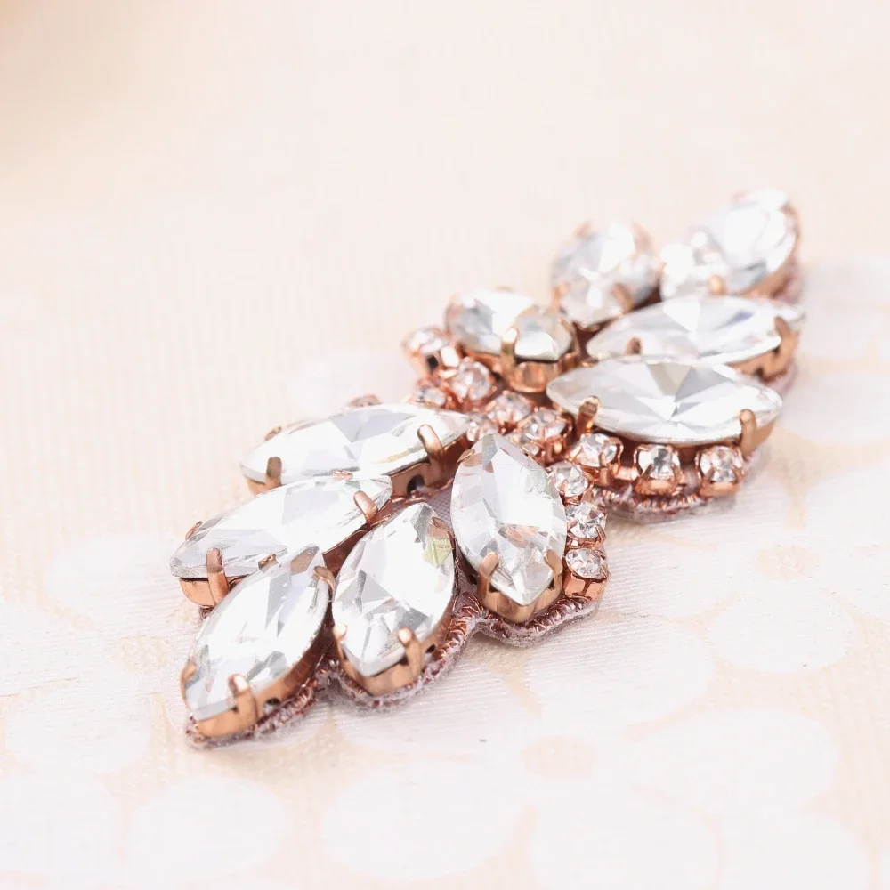 FZD (2PCS) Bow Shape Rhinestone Applique Hot Fix Silver Rose Gold Color for Dress Hair Accessory DIY Iron on Nail Rhinestones