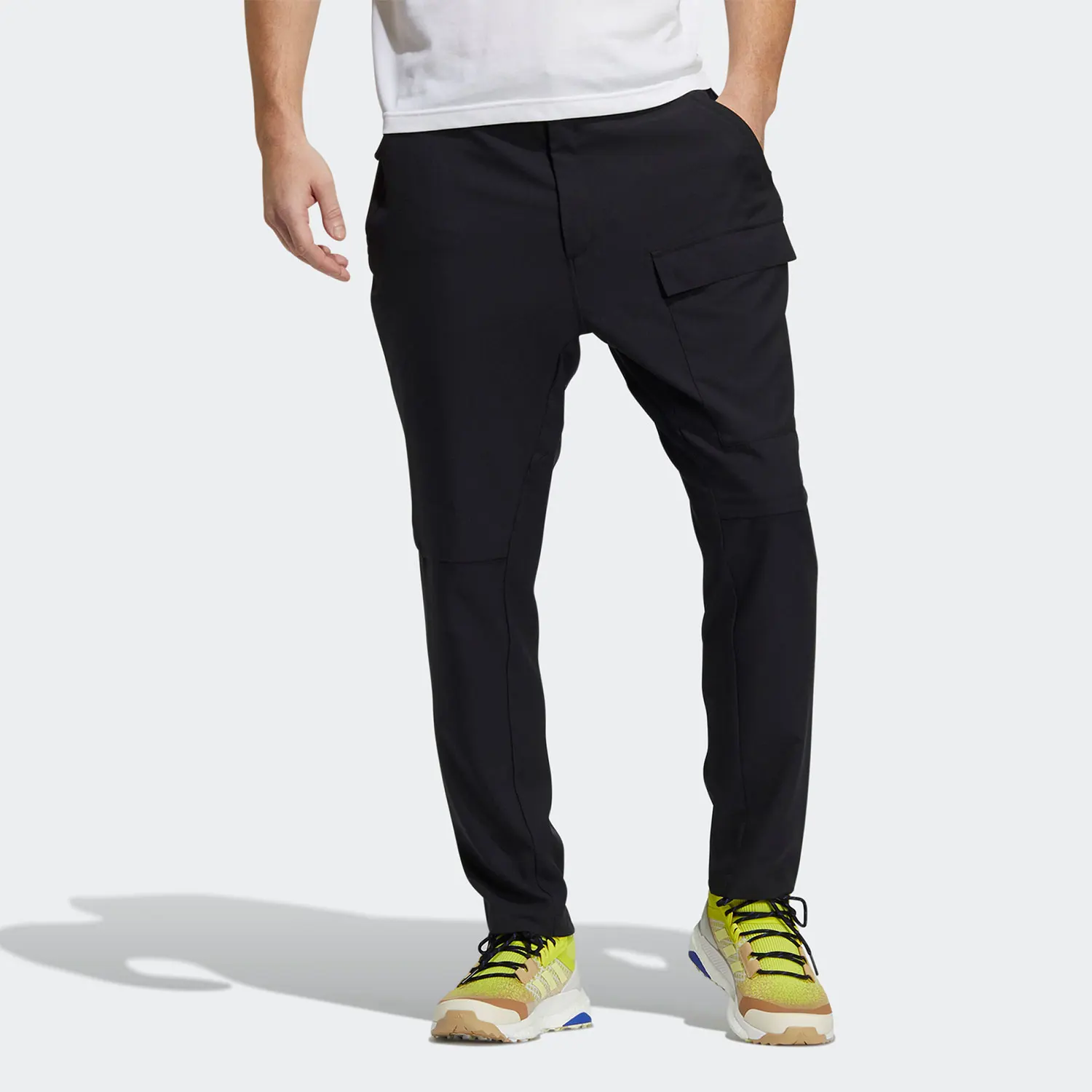 

Оригинальные новые мужские спортивные повседневные зауженные дышащие брюки Adidas H13833