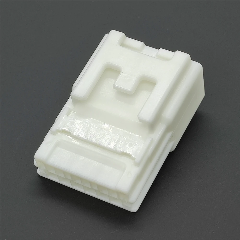 6098-6104 12 Pin Unsealed Automotive Connector Male TS Series 0.64mm 1.5mm Hybrid for Body Control Module BCM Wiring - view 4