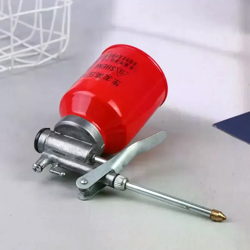 250ML Oil Can Spout Thumb Pump Workshop Oiler Oil Can High Pressure Pump Oiler Can Pot Grease Bottle For Applications Auto