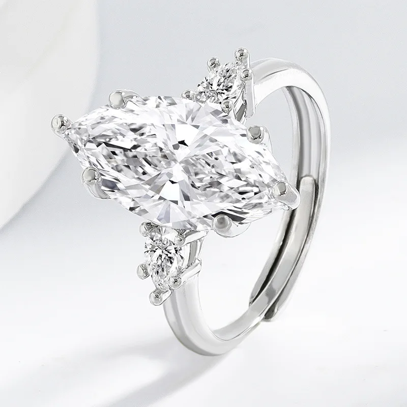 

925 Sterling Silver Horse Eye Moissanite Niche Premium Sense Rhombus 6 Carat Ladies Wedding High Carbon Diamond Ring
