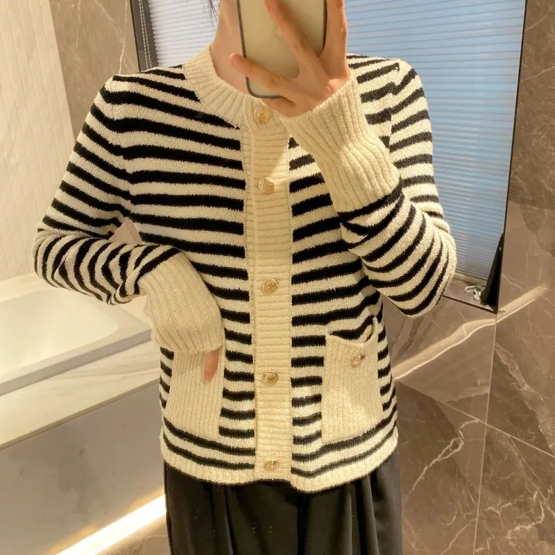 Cardigan Sweater 2023 Autumn Elegant Small Fragrant Classic Black and White Stripe Single breasted Knitted Cardigan Female Top