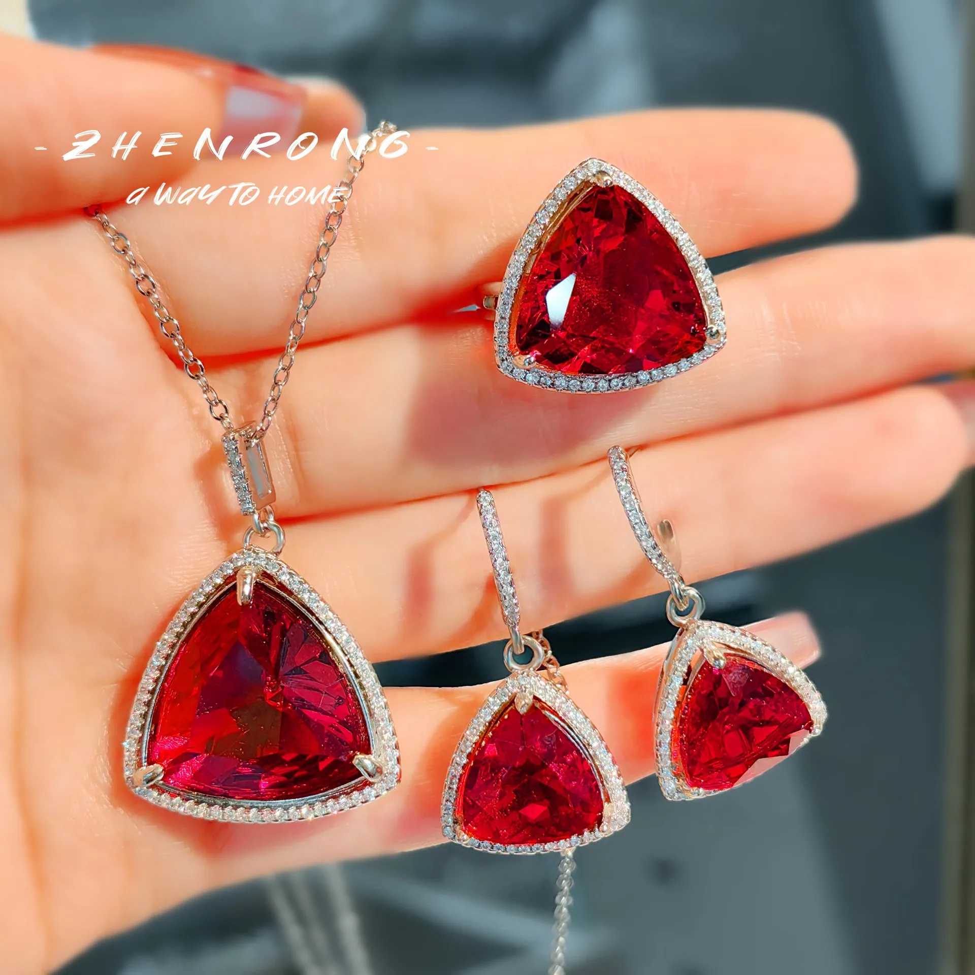 Foydjew Luxury Triangle Design Red Corundum/Blue Cobalt Spinel Pendant Necklaces Drop Earrings Rings Jewelry Sets For Women