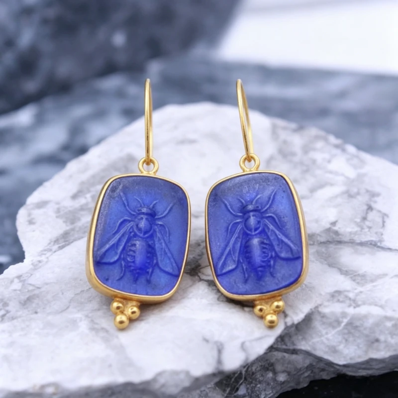 Vintage Luxury Synthetic Lapis Lazuli Hand Carved Bee Hook Earrings Women's Elegant Banquet Celebration Jewelry Accessories Gift