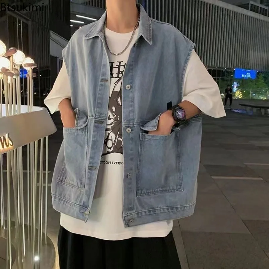 

Мужской джинсовый жилет без рукавов, летний новый стиль, повседневные свободные пальто с лацканами, модные универсальные однобортные синие однотонные топы с карманами