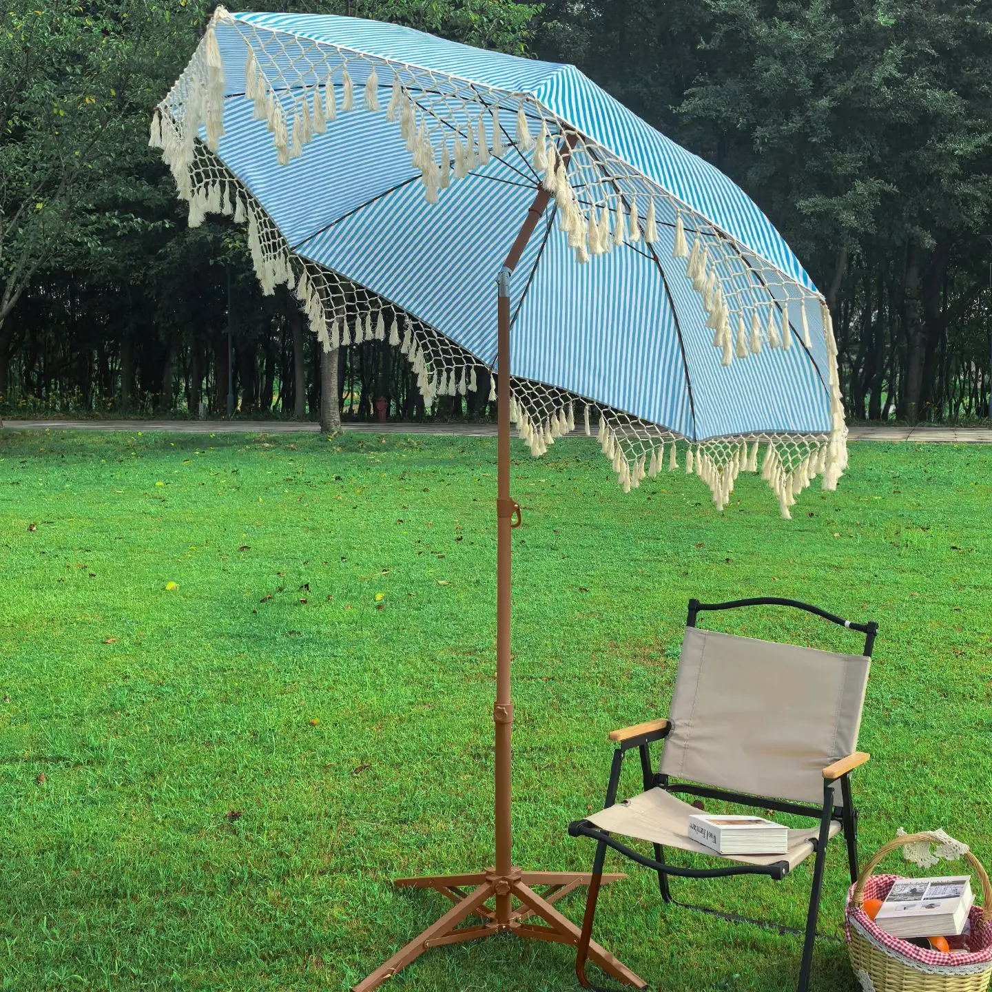 

Seaside Resort Beach Umbrella Courtyard Tassel Sun Umbrella Pool Sun Protection Terrace Parasol