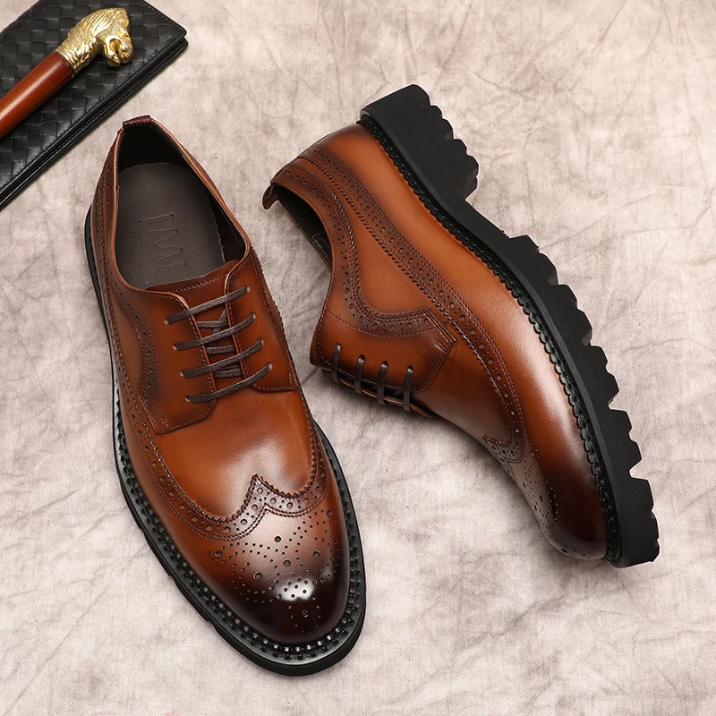 

Men Leather Formal Business Shoes Genuine Leather Dress Shoes Men Luxury Black Brown Lace Up Wedding Casual oxford Brogue Shoes