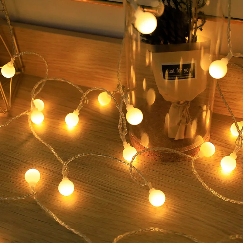 Cadena de luz esmerilada blanca para acampar al aire libre, decoración de boda, pequeño diseño de luz de colores, luz de ambiente