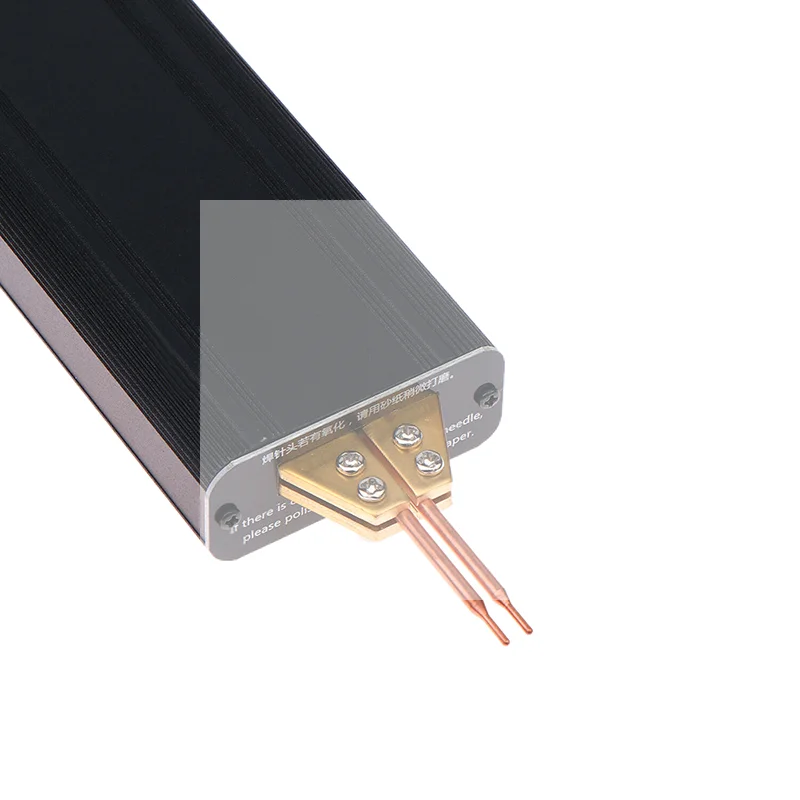 

Портативный ручной аппарат для точечной сварки 18650, сварочный инструмент с литиевой батареей, мини-аппарат для точечной сварки, сварочная головка из оксида алюминия и меди