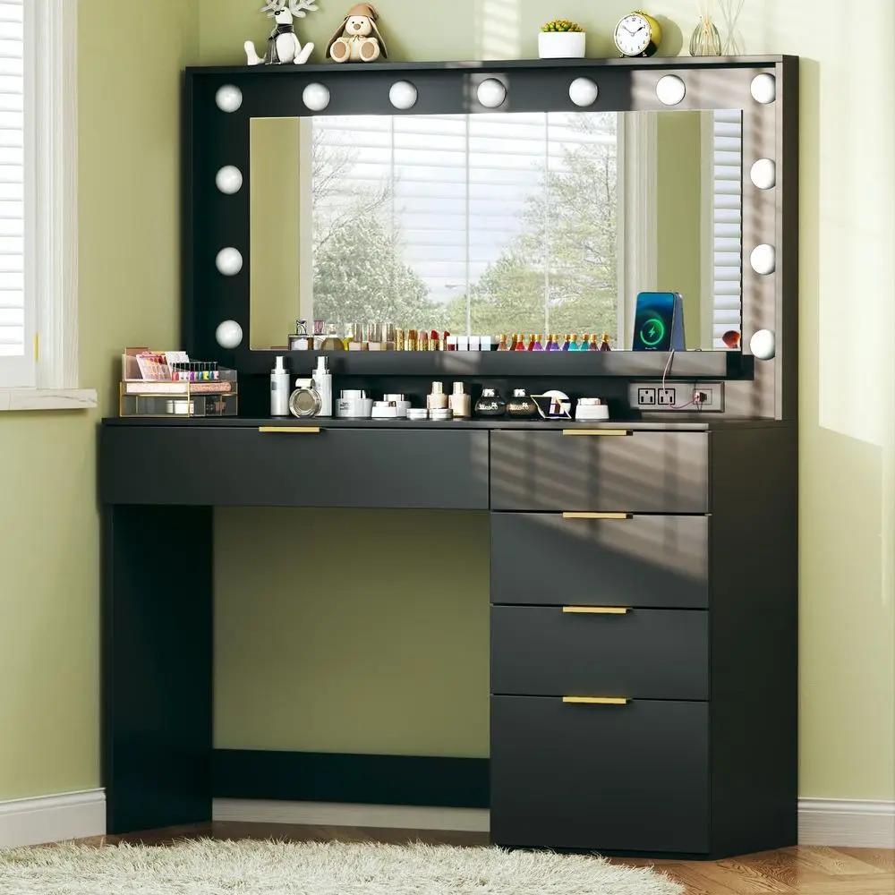 Desk With Mirror An…